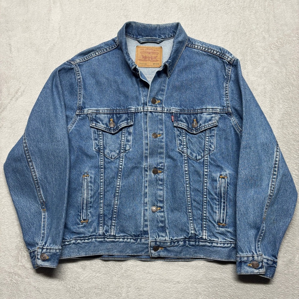 Vintage 90s Levi's 70507-0389 Denim Trucker Jacket Mens Medium Made in USA Blue